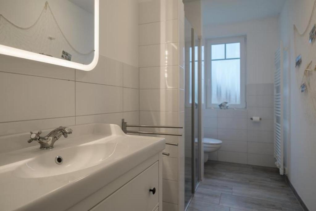 Ferienwohnung Van Der Holm Born Kültér fotó