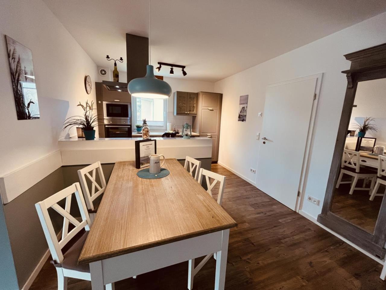 Ferienwohnung Van Der Holm Born Kültér fotó