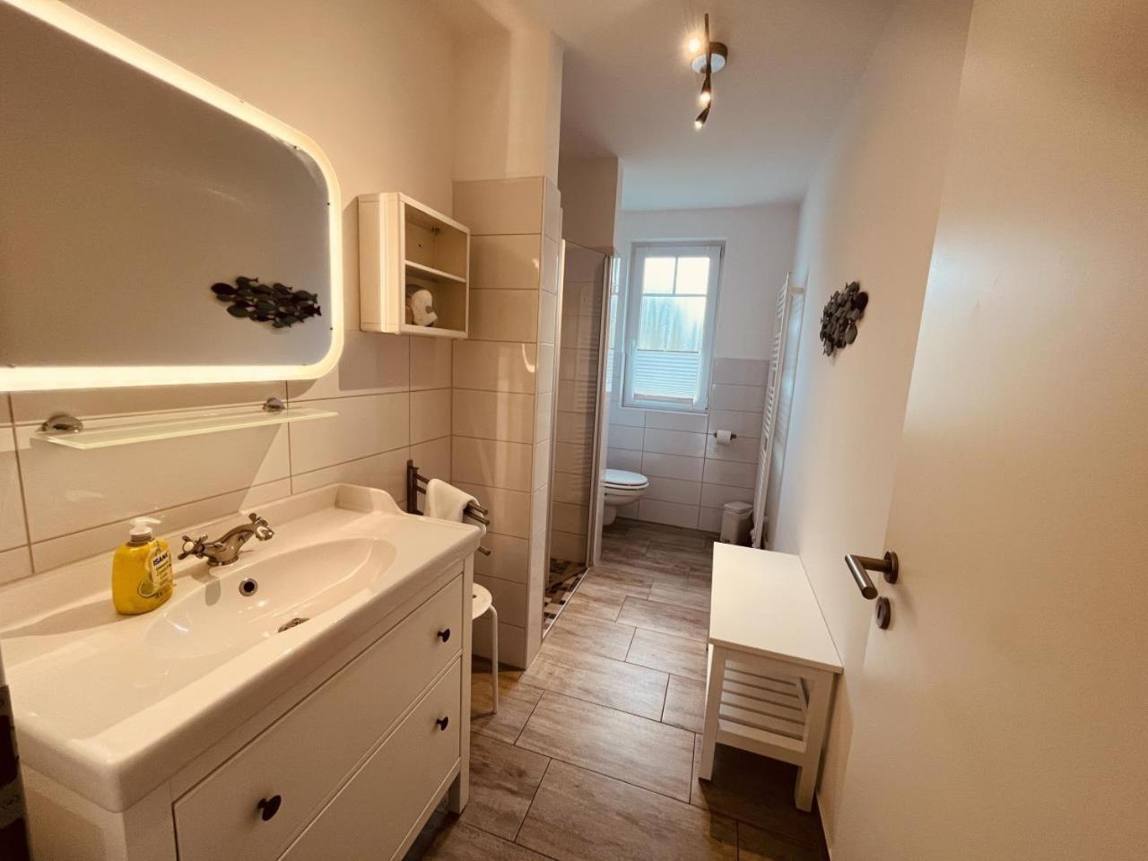 Ferienwohnung Van Der Holm Born Kültér fotó