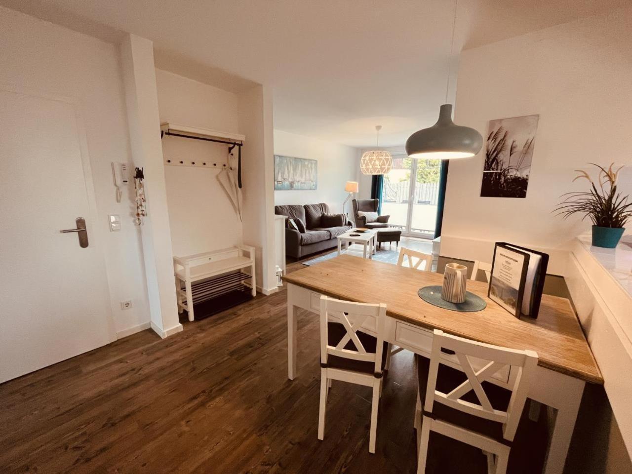Ferienwohnung Van Der Holm Born Kültér fotó