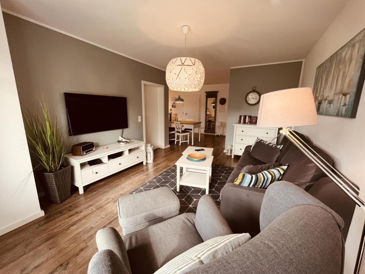 Ferienwohnung Van Der Holm Born Kültér fotó
